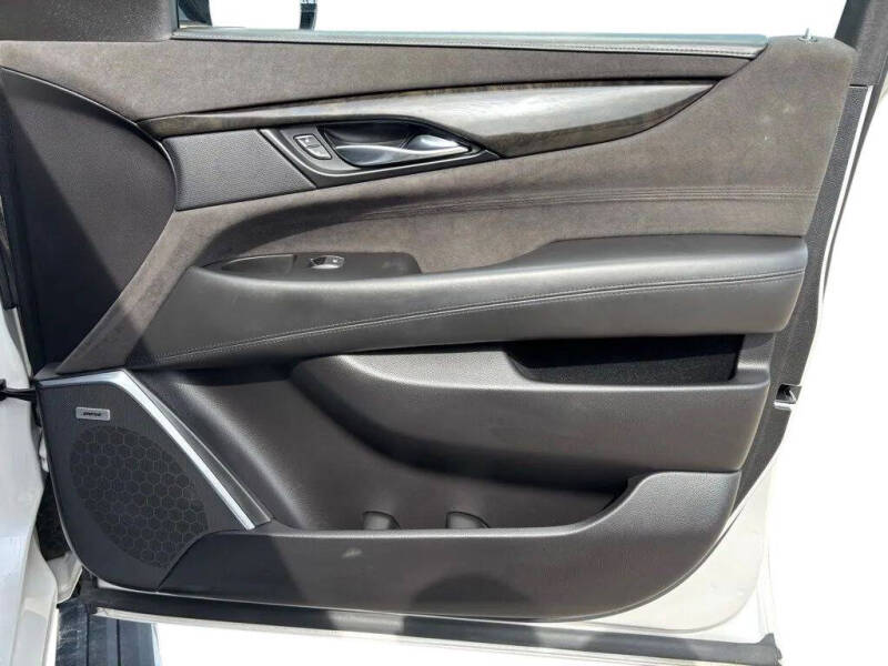 2020 Cadillac Escalade Platinum