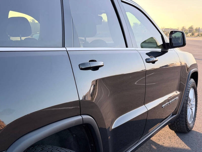 2017 Jeep Grand Cherokee Laredo E