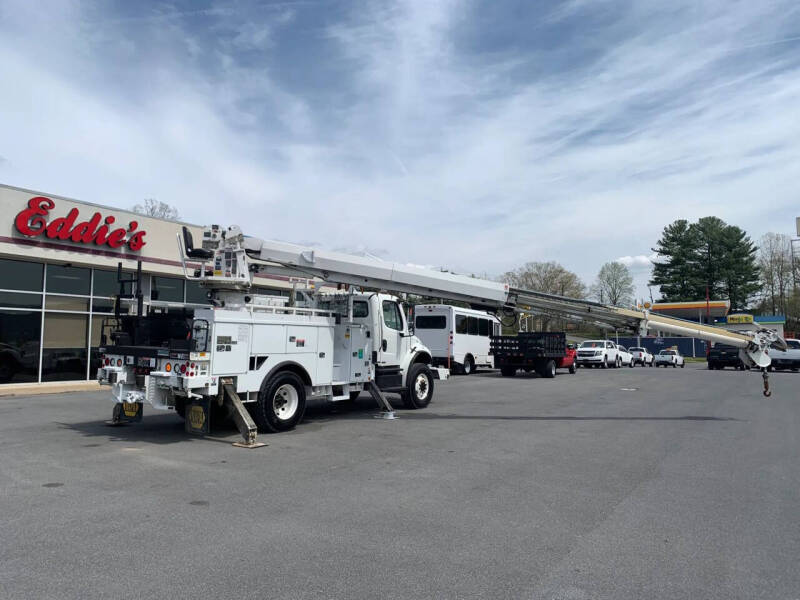 2012 Freightliner M2 106