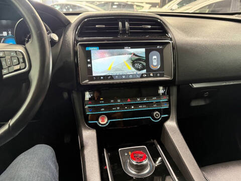 2020 Jaguar F-PACE 25t Premium