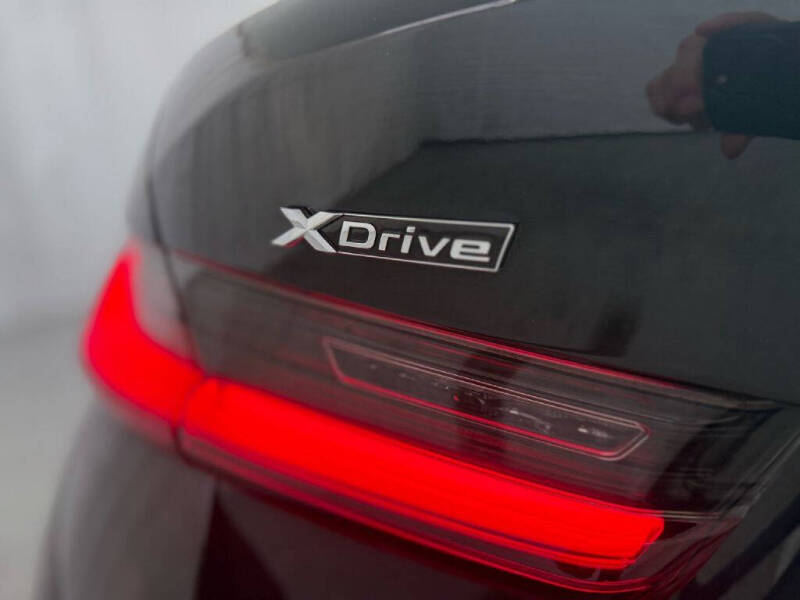 2023 BMW 3 Series 330i xDrive