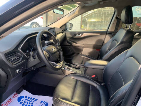 2020 Ford Escape SEL