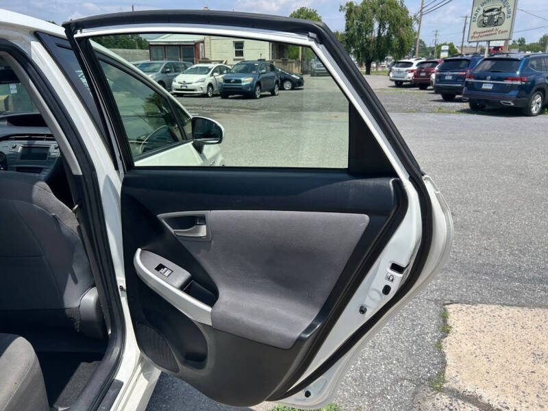 2015 Toyota Prius Three