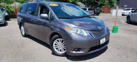 2015 Toyota Sienna for sale at Eagle Motors of Hamilton, Inc in Hamilton OH