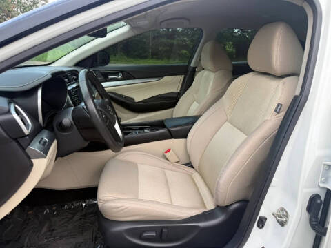 2017 Nissan Maxima