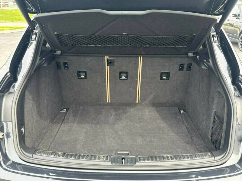 2020 Porsche Macan
