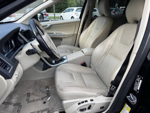 2015 Volvo XC60 T5 Drive-E Premier