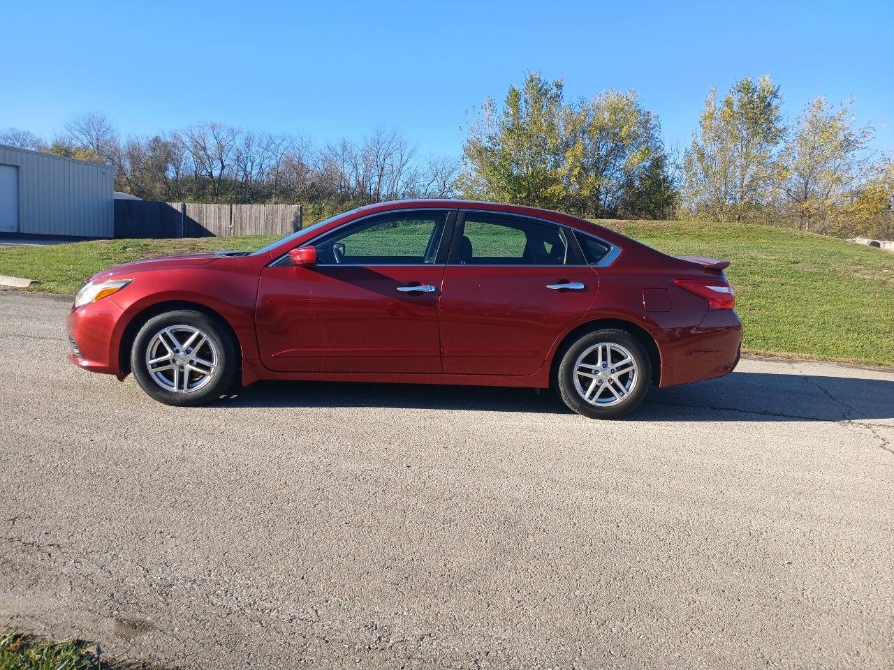 2016 Nissan Altima for sale at Fast Track Auto Mart in Kansas City, MO