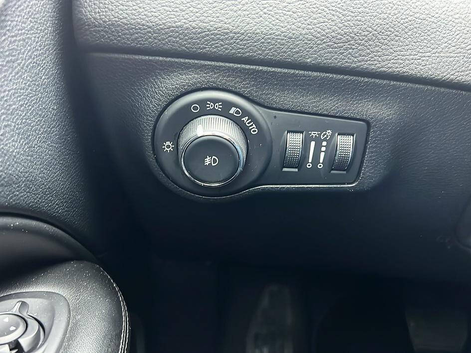 JeepCompass26