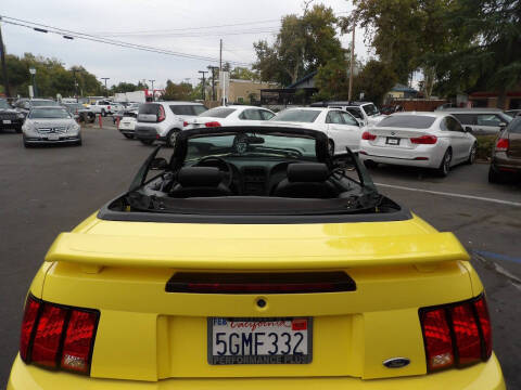 2003 Ford Mustang Premium