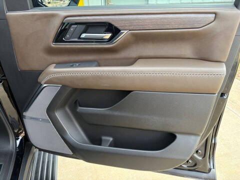 2025 GMC Yukon Denali Ultimate