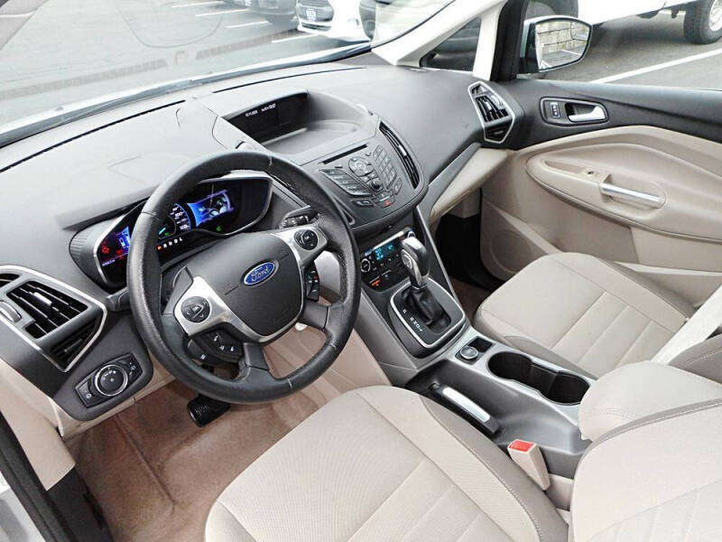 2013 Ford C-MAX Hybrid SE