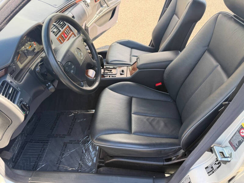 2002 Mercedes-Benz E-Class E 320