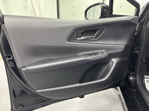 2025 Toyota Prius XLE