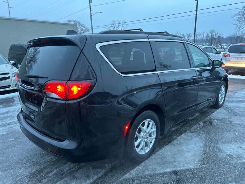 2017 Chrysler Pacifica Touring