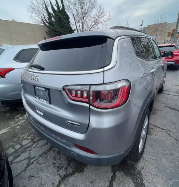 2018 Jeep Compass Latitude