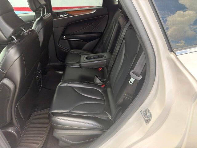 2019 Lincoln MKC Select