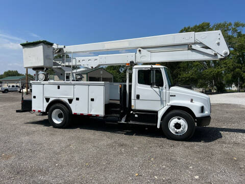 2006 Freightliner FL70 for sale at MOES AUTO SALES in Spiceland IN