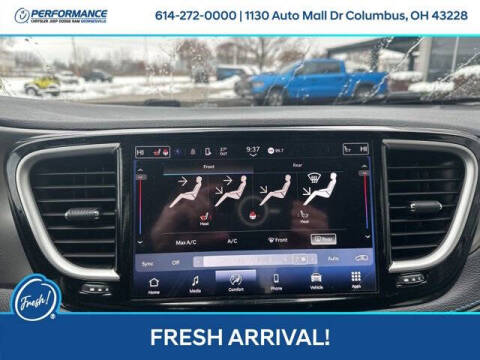 2021 Chrysler Pacifica Touring