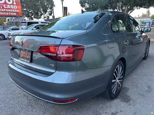 2016 Volkswagen Jetta 1.8T Sport