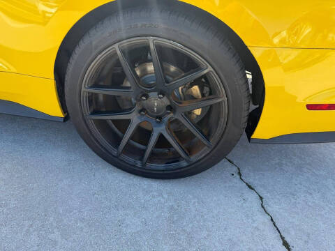 2017 Ford Mustang EcoBoost Premium