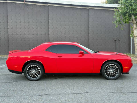 2019 Dodge Challenger SXT
