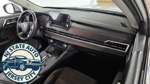 2022 Mitsubishi Outlander SE Launch Edition