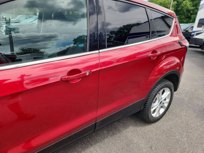 2017 Ford Escape SE