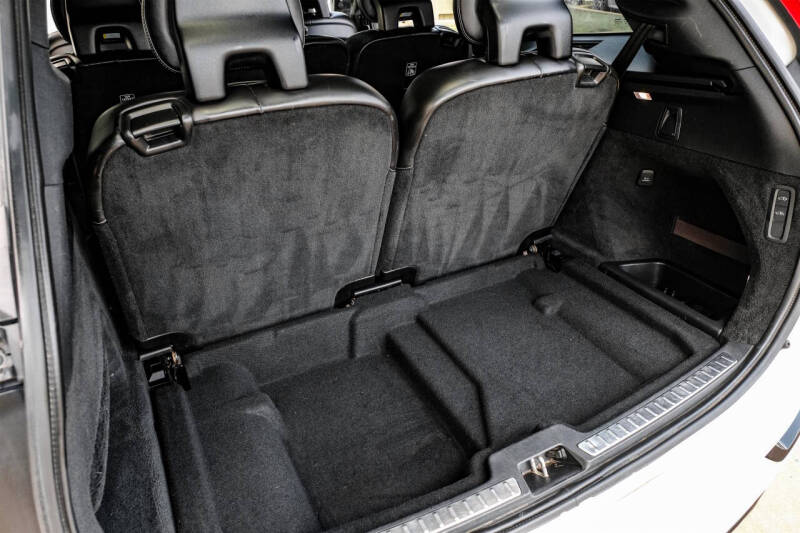 2016 Volvo XC90 T8 eAWD R-Design