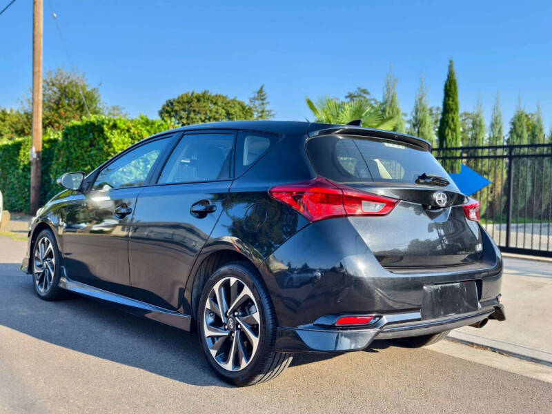 2016 Scion iM