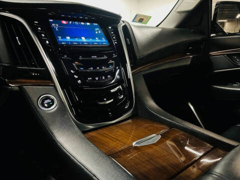 2018 Cadillac Escalade Premium Luxury