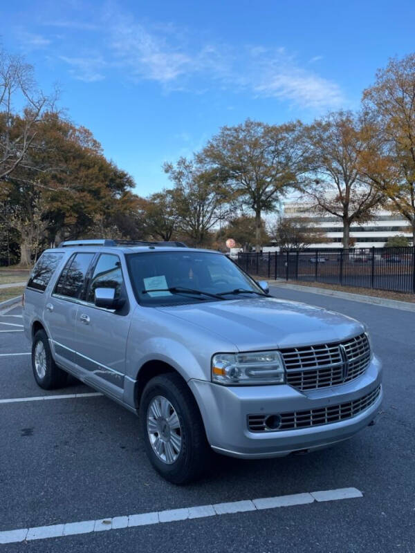 2012 Lincoln Navigator Base photo 3