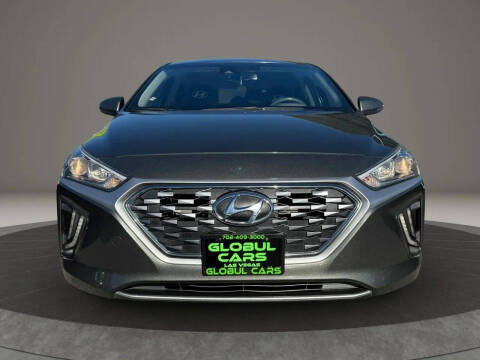 2022 Hyundai Ioniq Hybrid SE