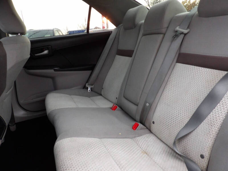 2012 Toyota Camry LE