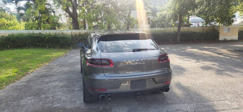 2015 Porsche Macan Turbo