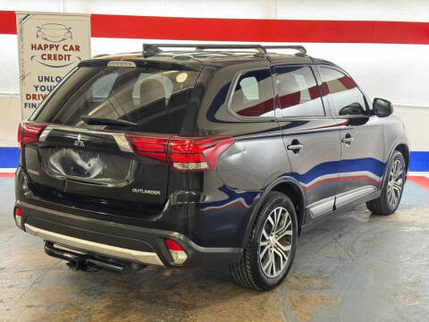 2017 Mitsubishi Outlander ES
