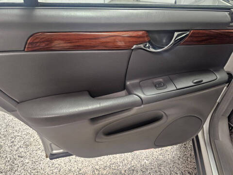 2005 Cadillac DeVille