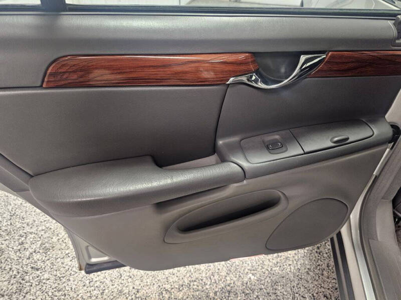 2005 Cadillac DeVille
