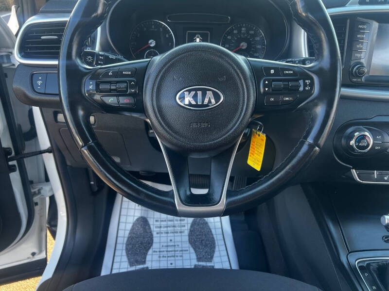 2018 Kia Sorento LX