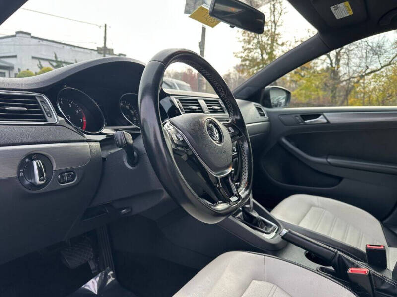 2017 Volkswagen Jetta 1.8T Sport