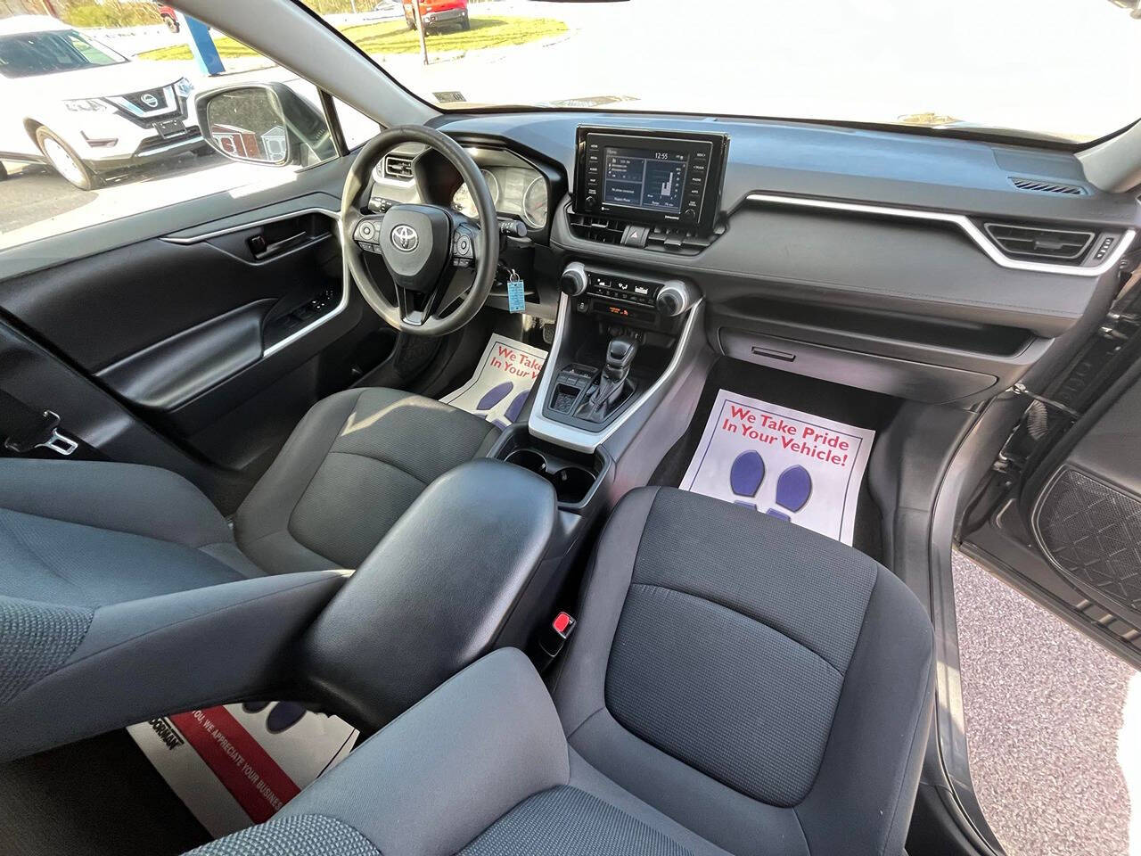 2021 Toyota RAV4 for sale at Auto Energy in Lebanon, VA