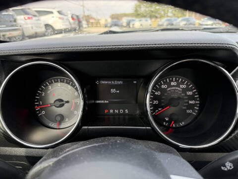 2015 Ford Mustang V6