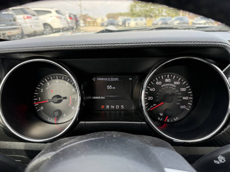 2015 Ford Mustang V6