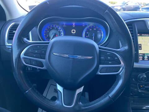 2019 Chrysler 300 Touring