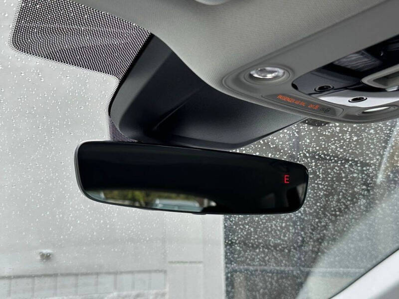 2024 Audi Q8 e-tron quattro Premium Plus