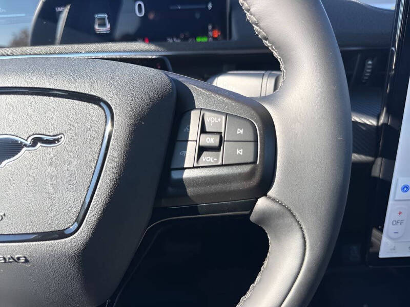 2025 Ford Mustang Mach-E Select