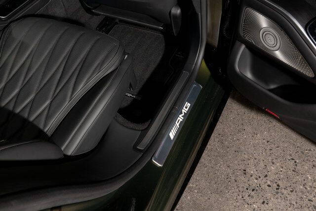 2025 Mercedes-Benz S-Class AMG S 63 E Performance