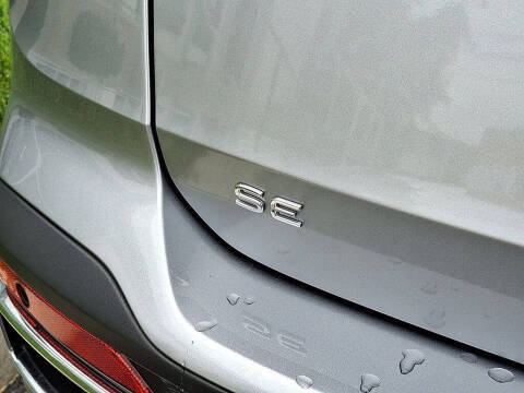 2025 Volkswagen Taos SE 4Motion