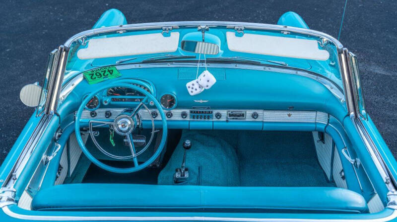 1956 Ford Thunderbird