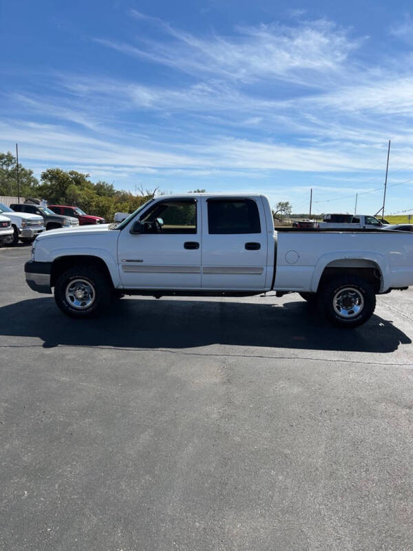 2005 Chevrolet Silverado 2500HD LS's photo